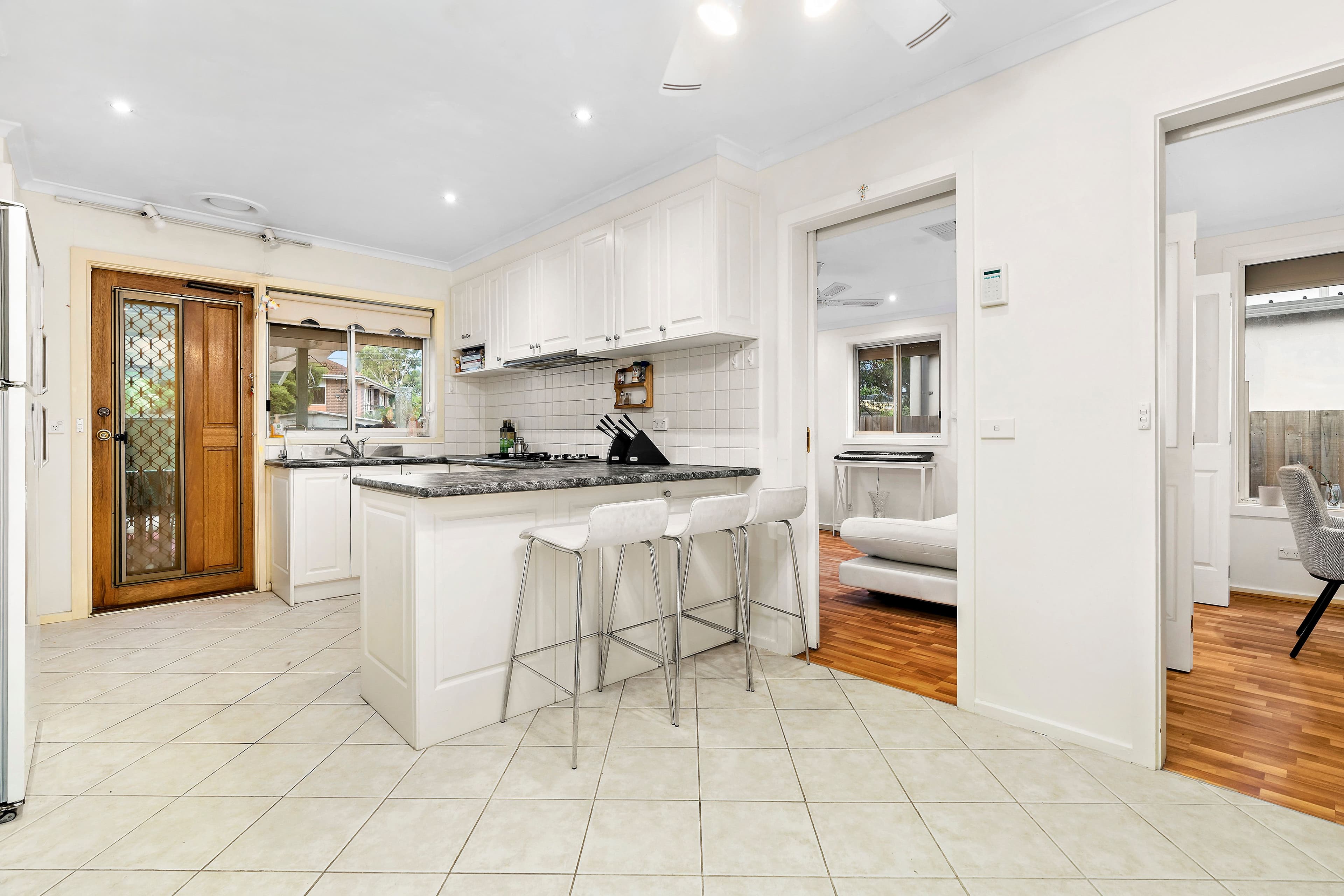 2 Truganini Road, Carnegie VIC 3163, Carnegie - Thumbnail 4