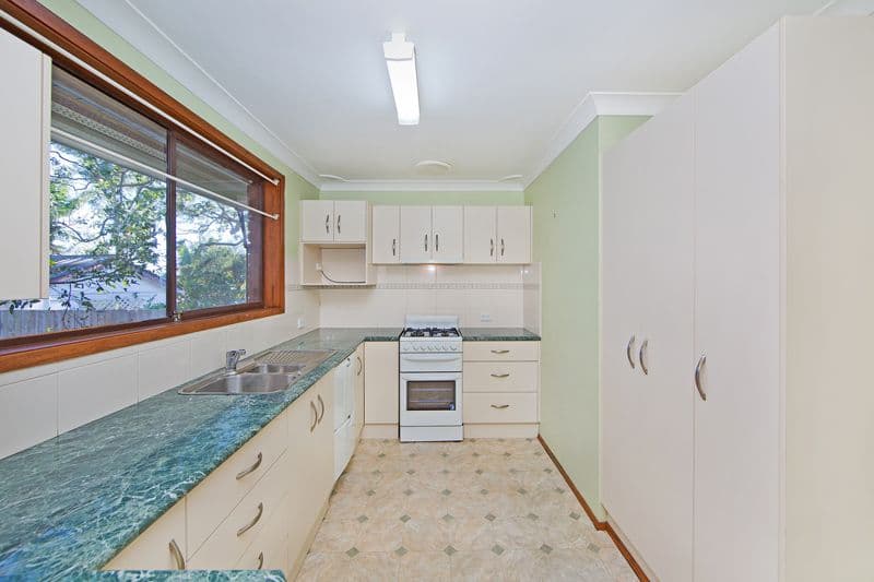 35 Dampier Boulevard, KILLARNEY VALE NSW 2261, Killarney Vale - Thumbnail 2