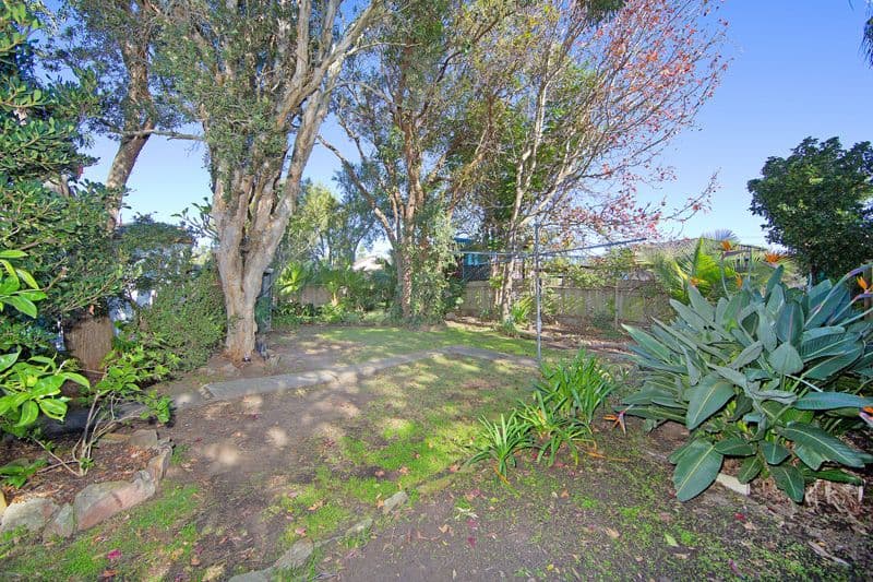 35 Dampier Boulevard, KILLARNEY VALE NSW 2261, Killarney Vale - Thumbnail 7