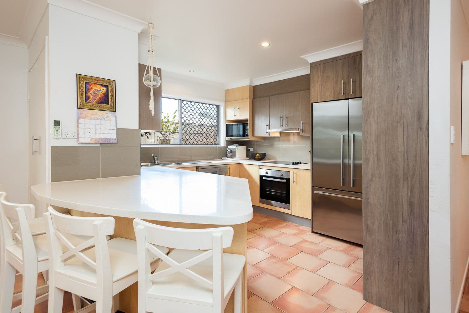 25 Victor Avenue, Paradise Point QLD 4216, Paradise Point - Thumbnail 5