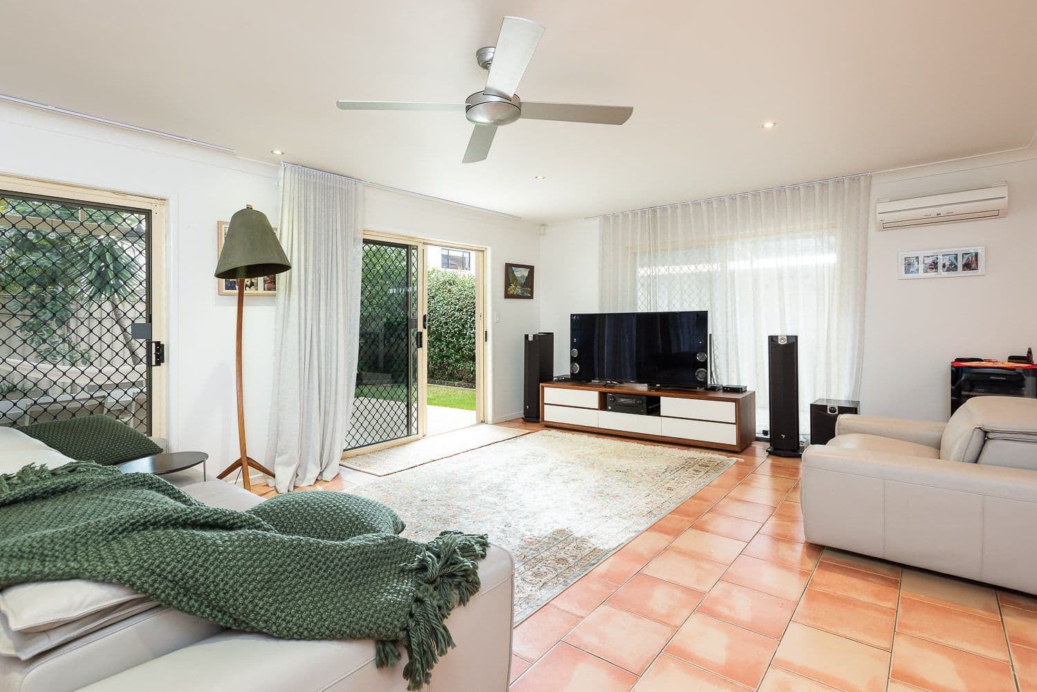 25 Victor Avenue, Paradise Point QLD 4216, Paradise Point - Thumbnail 8