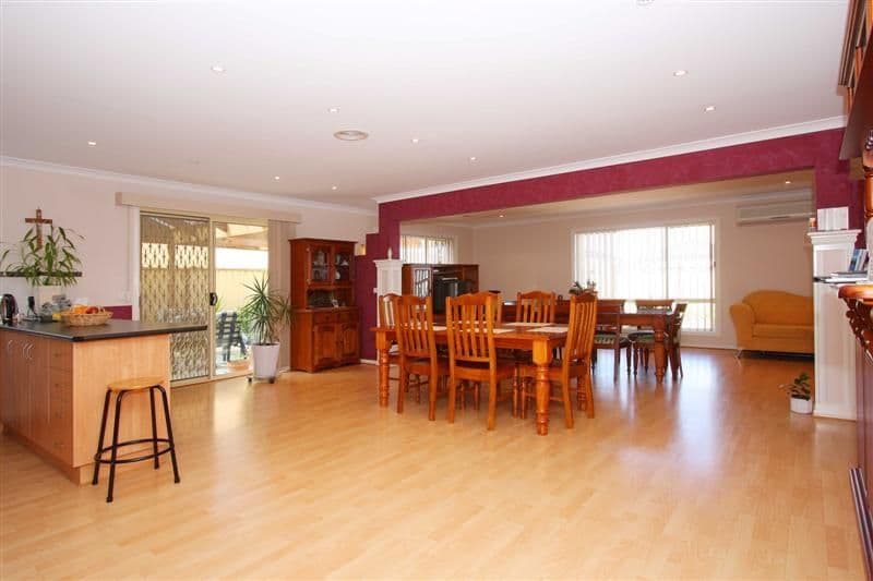 45 Webb Avenue, TAYLORS HILL VIC 3037, Taylors Hill - Thumbnail 4