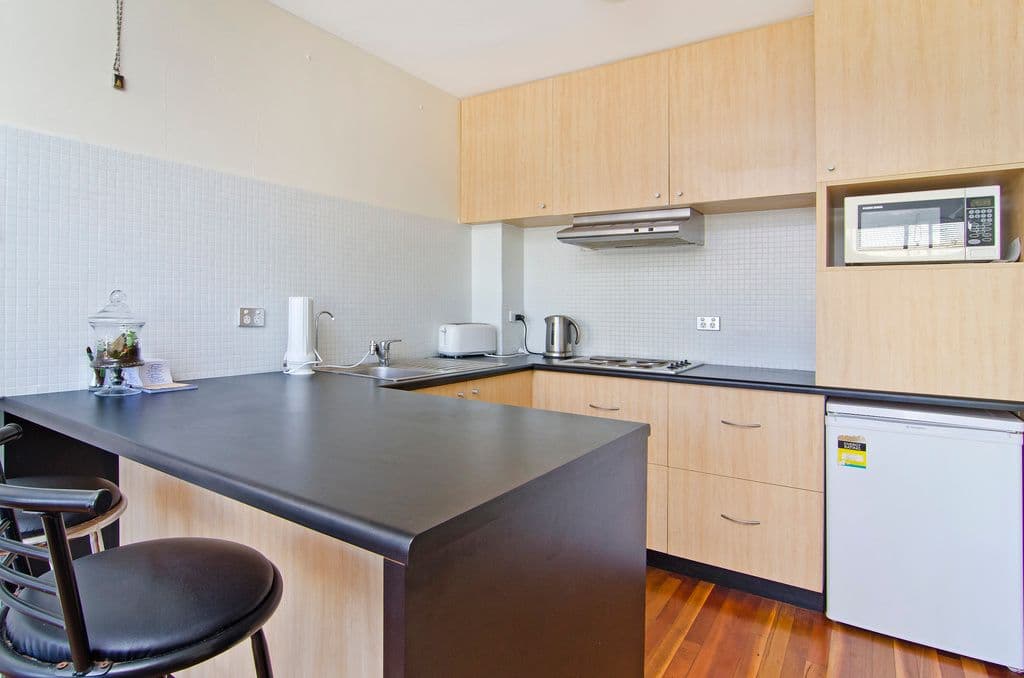 806 Pacific Parade, CURRUMBIN QLD 4223, Currumbin - Thumbnail 3