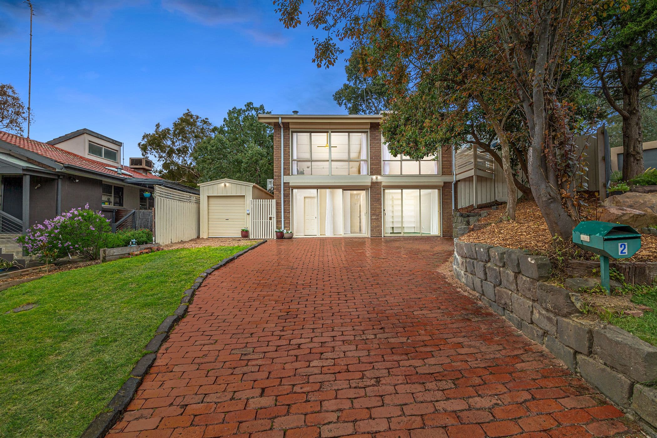 2 Mura Close, Greensborough VIC 3088, Greensborough - Thumbnail 2