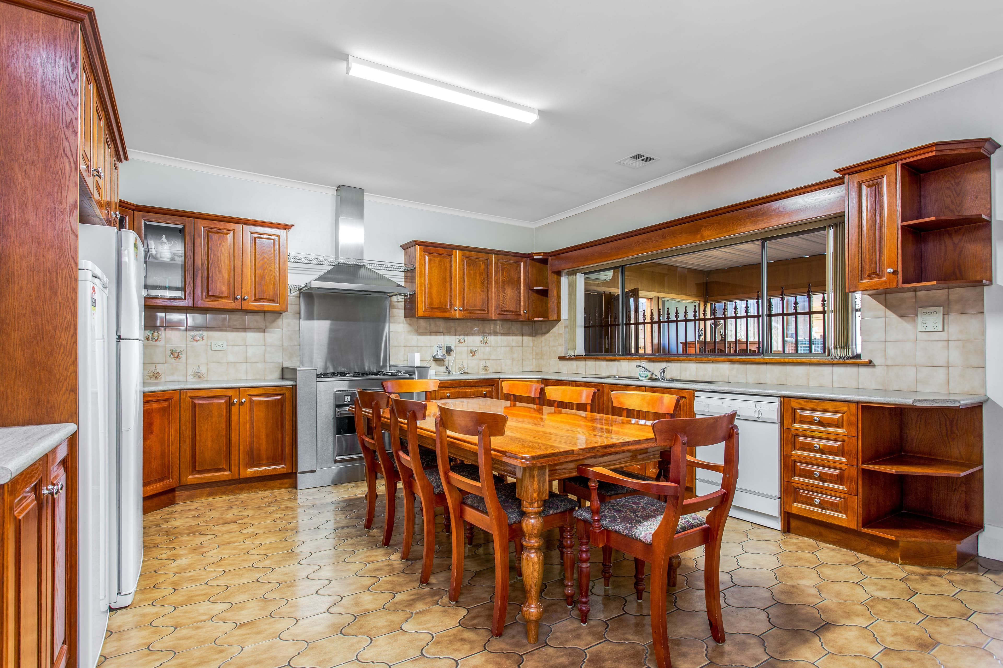 6 Bishops Avenue, Alberton SA 5014, Alberton - Thumbnail 4