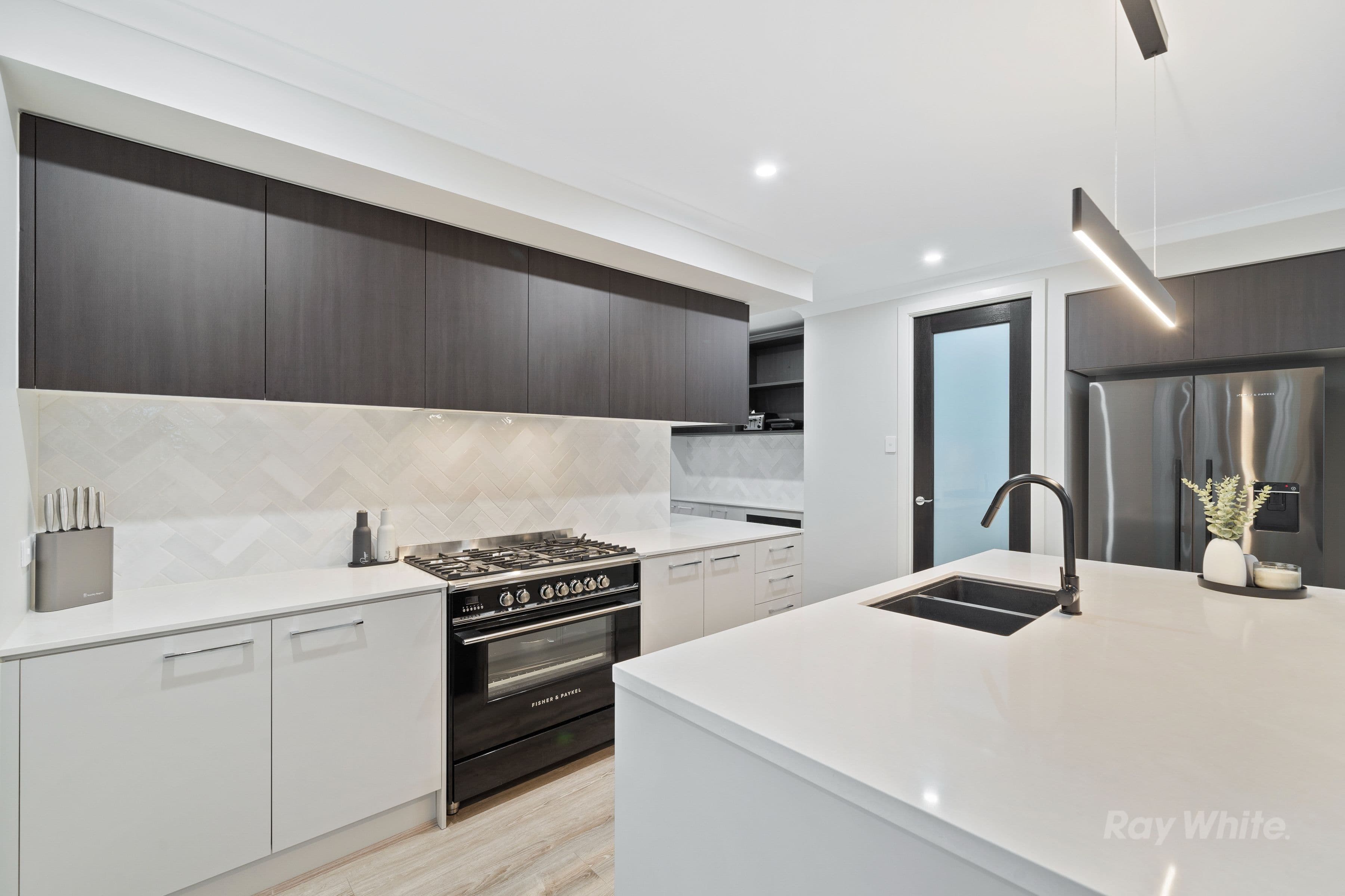 20 Hedge Lane, Greenbank QLD 4124, Greenbank - Thumbnail 6
