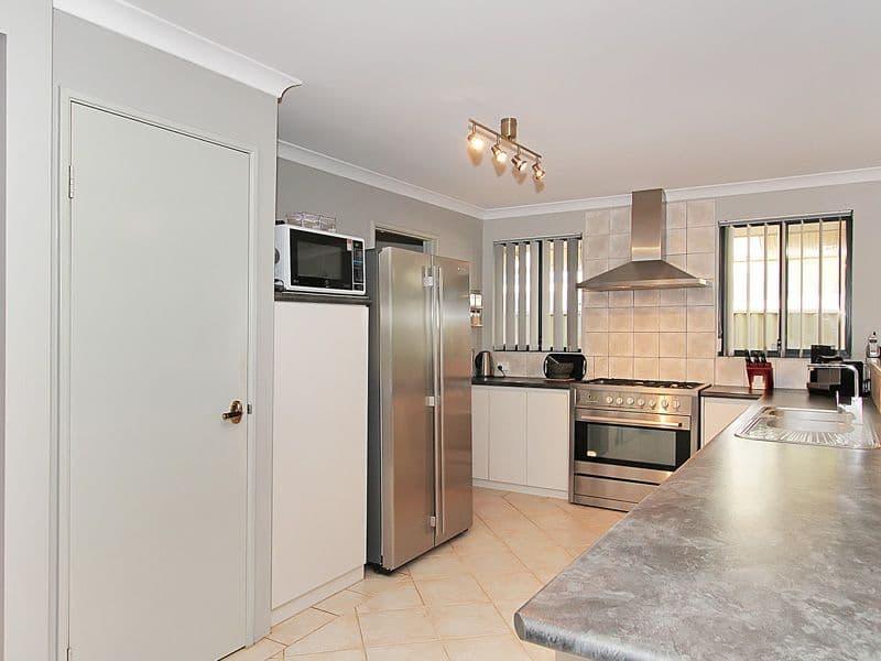 11 Rainbow Crescent, BENNETT SPRINGS WA 6063, Bennett Springs - Image 1