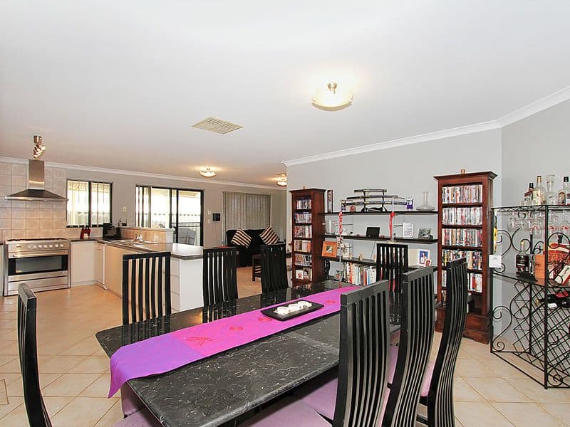 11 Rainbow Crescent, BENNETT SPRINGS WA 6063, Bennett Springs - Thumbnail 5