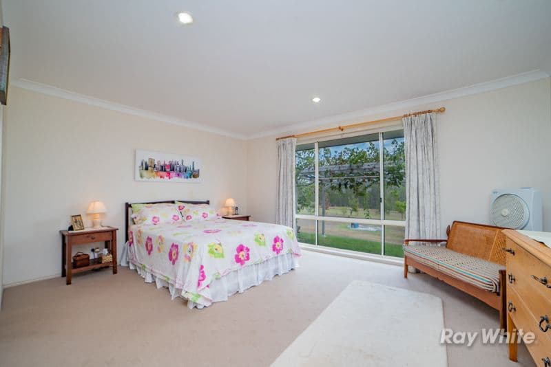 21 Grevillia Drive, Waterview Heights - Thumbnail 4