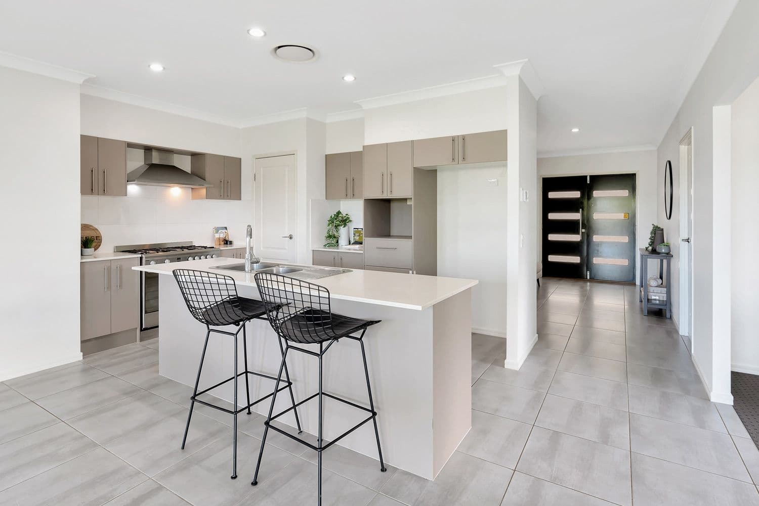 4 Thornton Court, Coomera QLD 4209, Coomera - Thumbnail 3