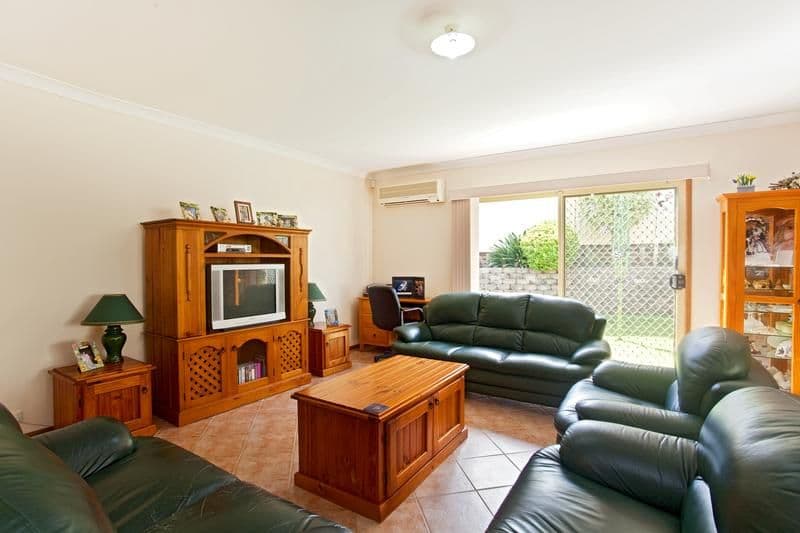 2 Wallis Crescent, CECIL HILLS NSW 2171, Cecil Hills - Thumbnail 6