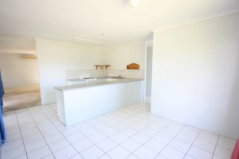 5 Castaway, HAY POINT QLD 4740, Hay Point - Thumbnail 3