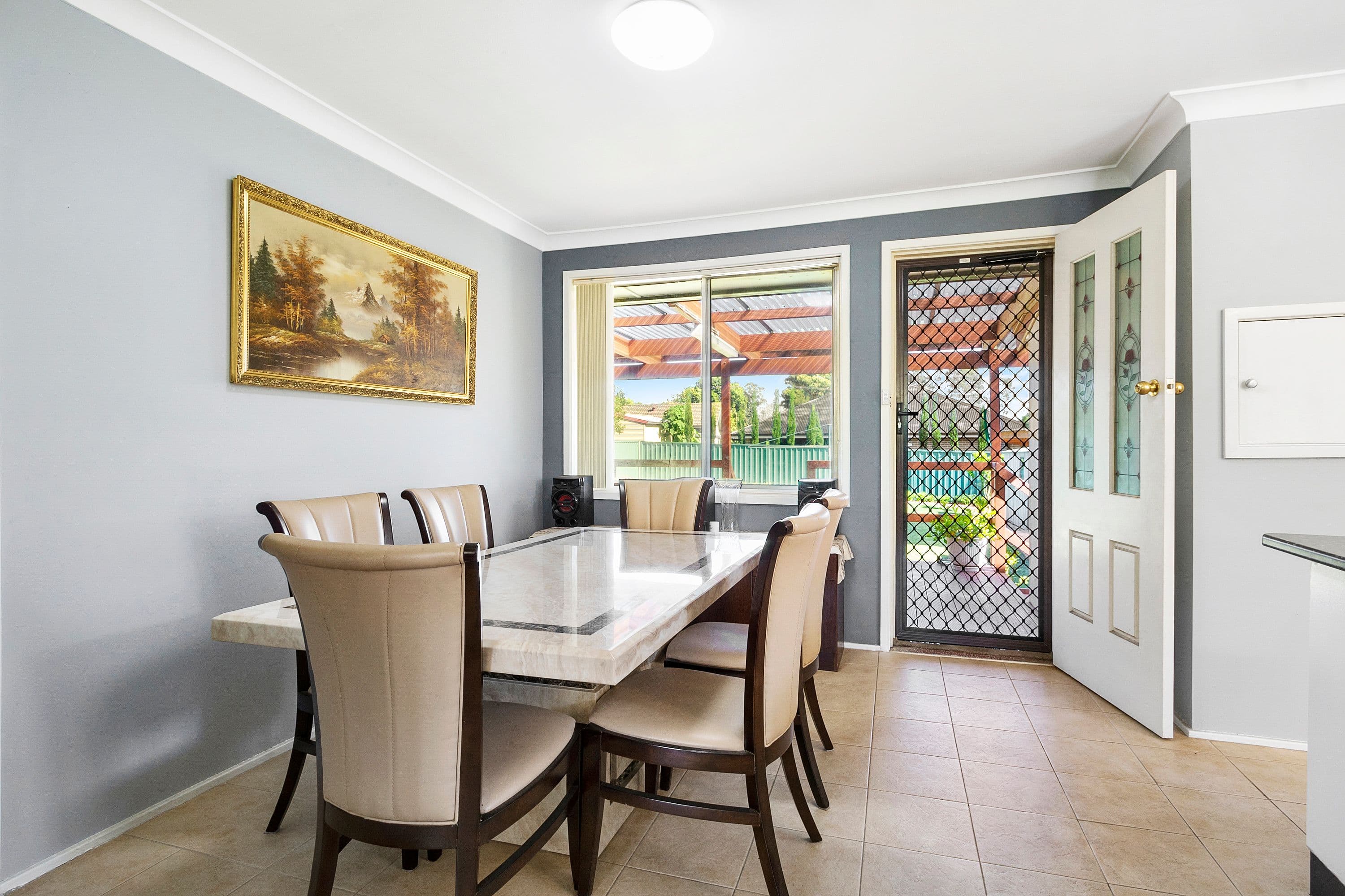 98 Londonderry Road, Hobartville - Thumbnail 3