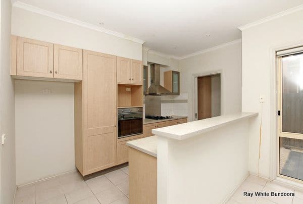 27 Lemon Gum Parade, BUNDOORA VIC 3083, Bundoora - Thumbnail 2