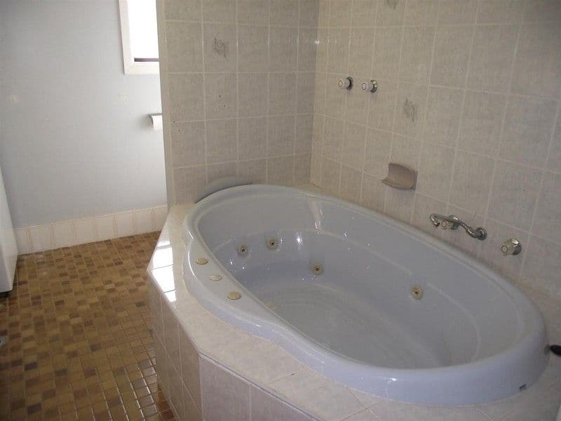 14 Pearce Street, PARKES NSW 2870, Parkes - Thumbnail 5