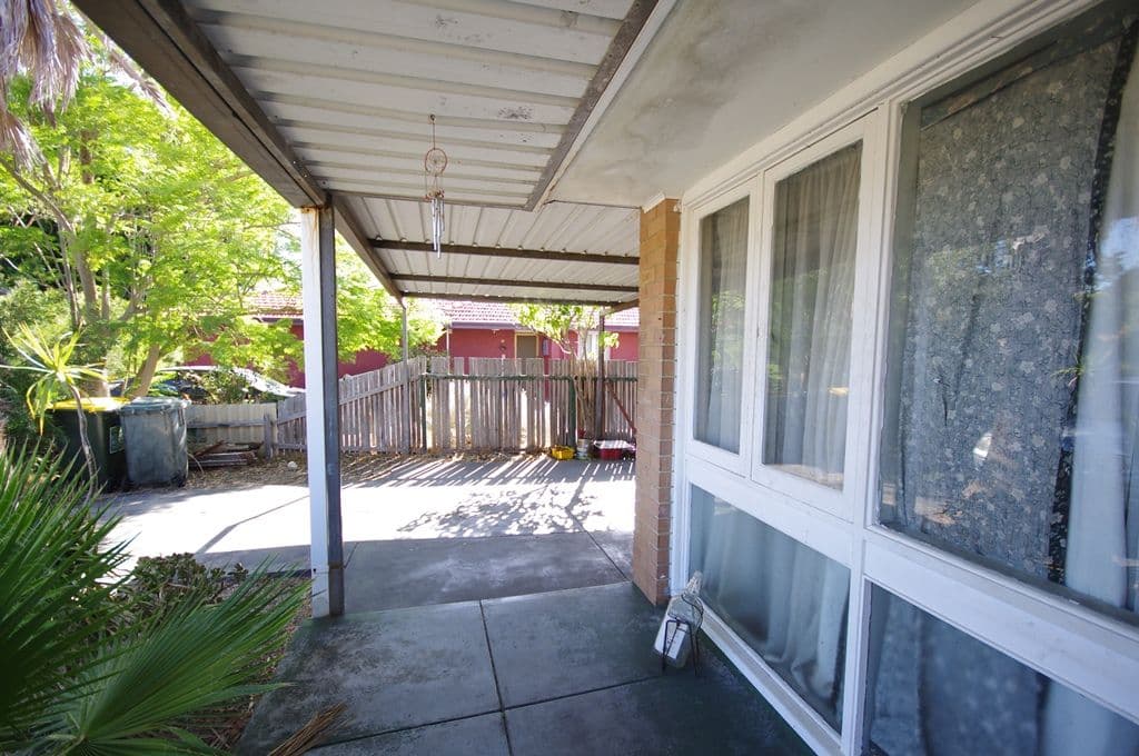 46 Meakers Way, GIRRAWHEEN WA 6064, Girrawheen - Thumbnail 2