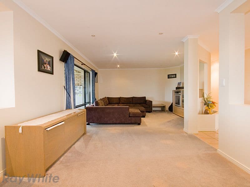 39 Clair Avenue, DECEPTION BAY QLD 4508, Deception Bay - Thumbnail 2