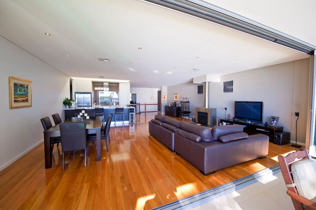 66 Sandy Point Road, CORLETTE NSW 2315, Corlette - Thumbnail 6