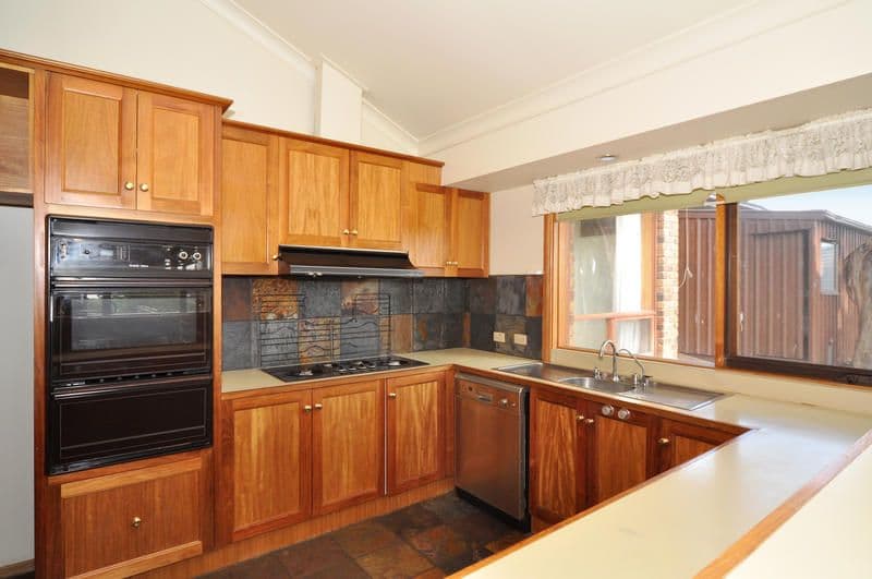 16 Kingfisher Circuit, FLAGSTAFF HILL SA 5159, Flagstaff Hill - Thumbnail 8