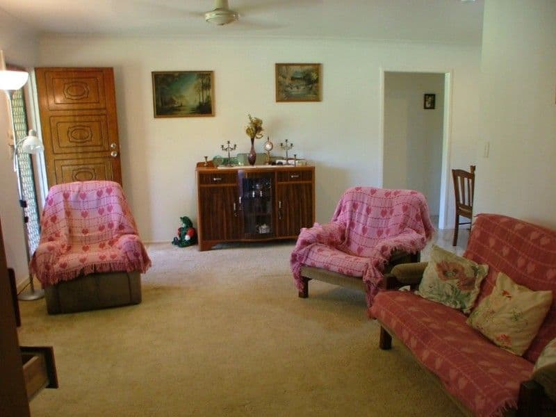 32 Carrick Street, ROCHEDALE SOUTH QLD 4123, Rochedale South - Thumbnail 4