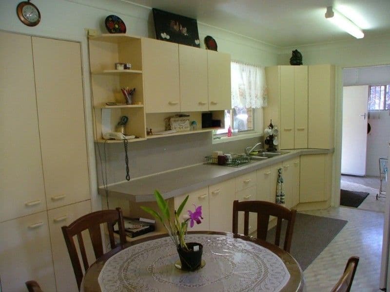 32 Carrick Street, ROCHEDALE SOUTH QLD 4123, Rochedale South - Thumbnail 5
