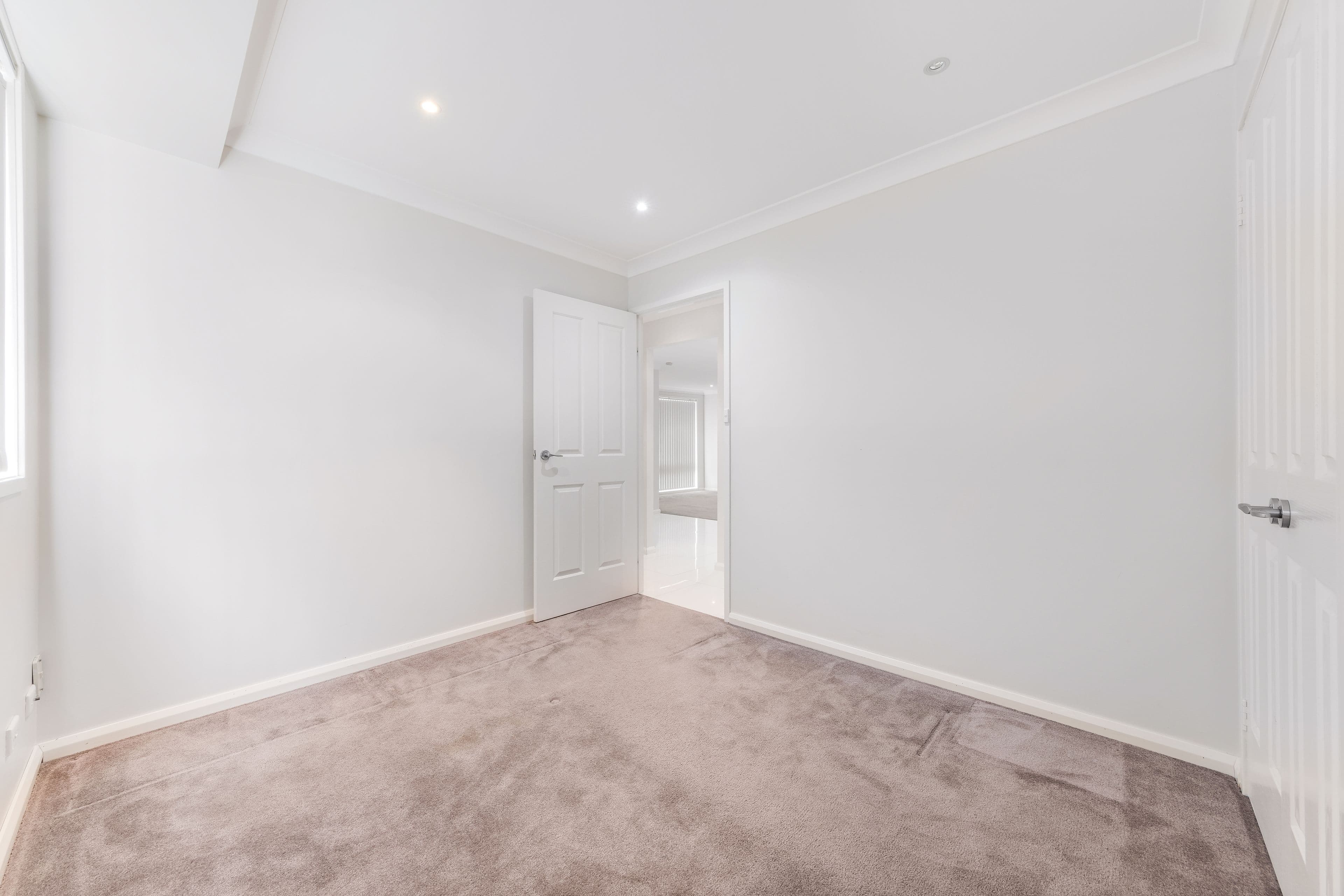 Glenfield NSW 2167, Glenfield - Thumbnail 6