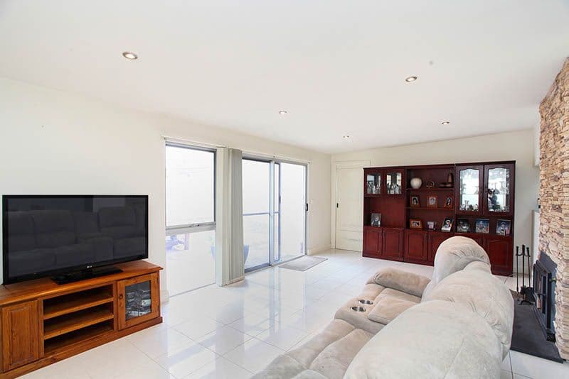 2 Barnard Street, CLARE SA 5453, Clare - Thumbnail 3