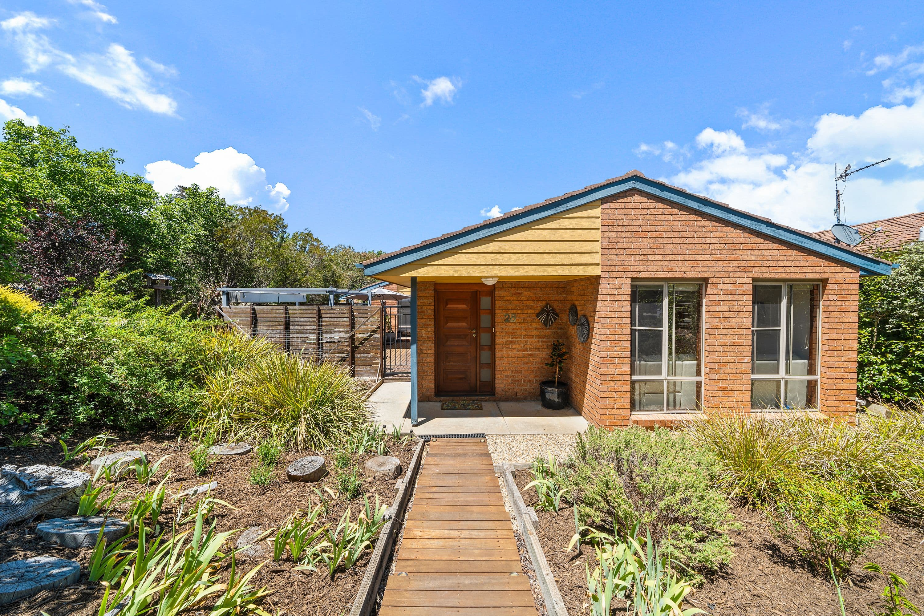28 Wilhelmi Crescent, Banks ACT 2906, Banks - Image 1