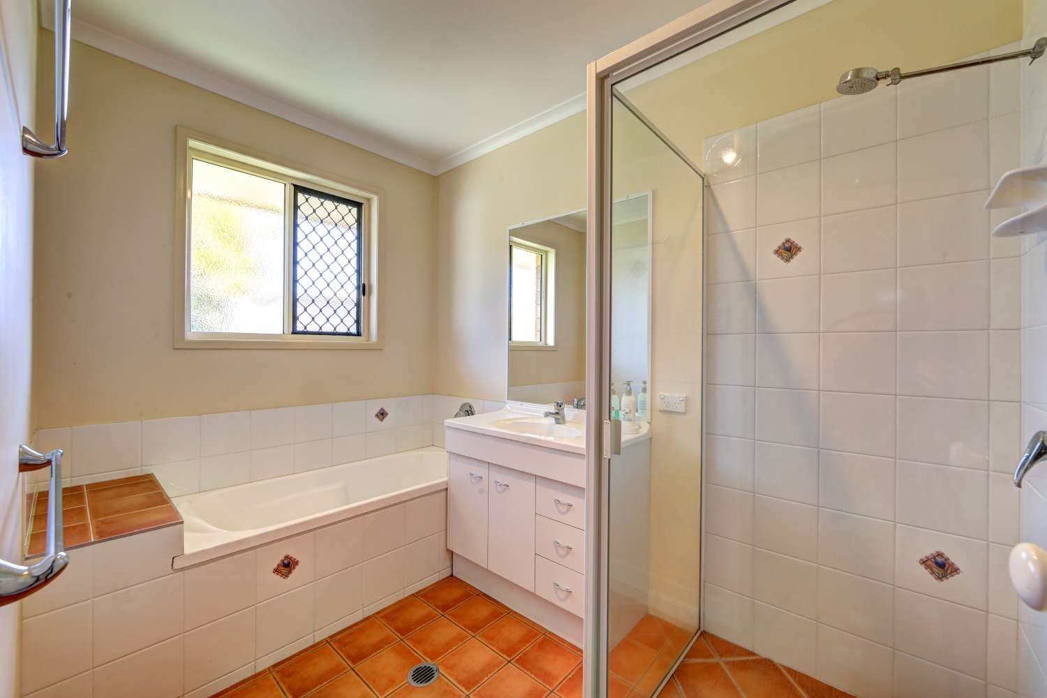 2 Tammy Road, MOORE PARK BEACH QLD 4670, Moore Park Beach - Thumbnail 8