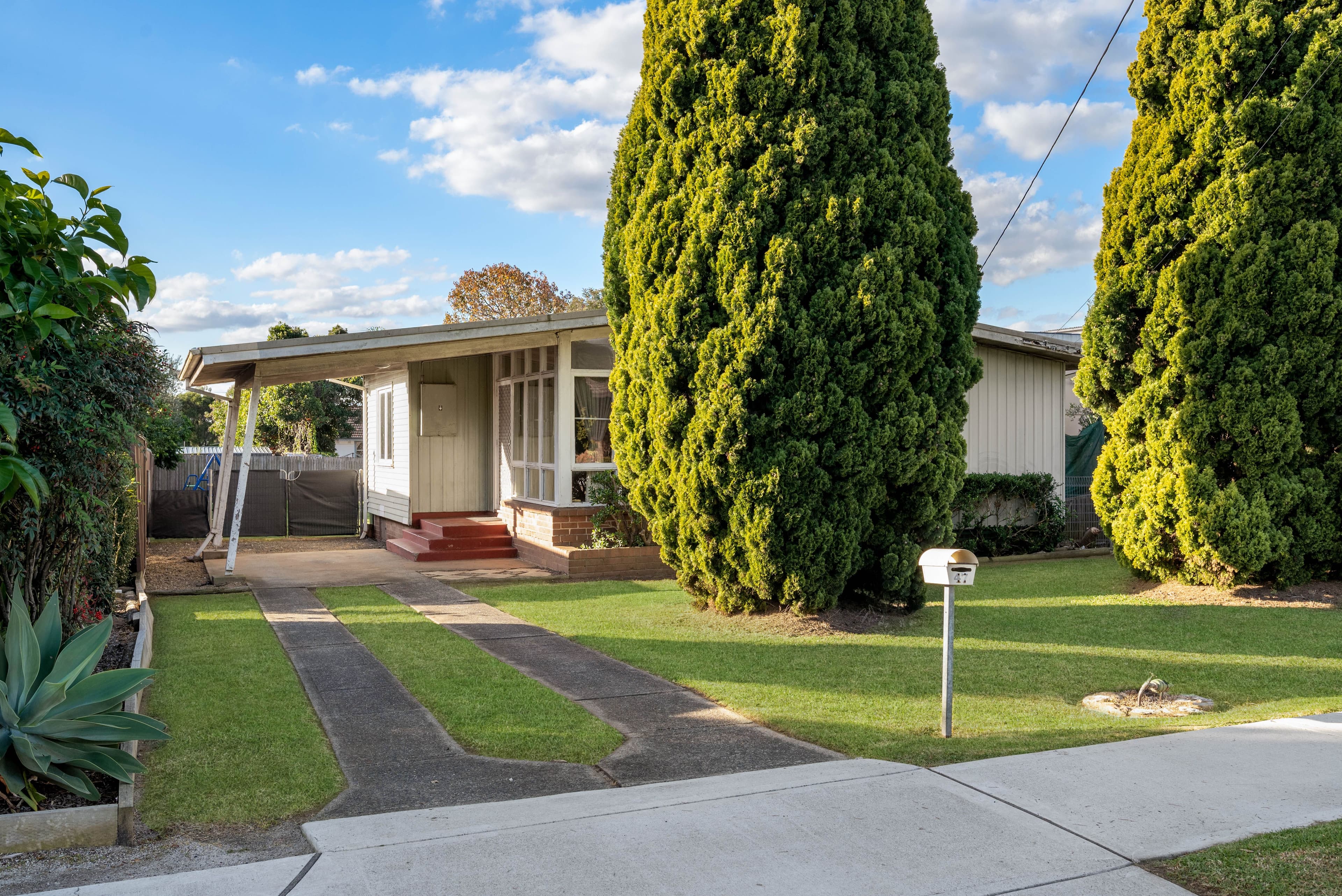 47 Graham Avenue, Casula NSW 2170, Casula - Thumbnail 3