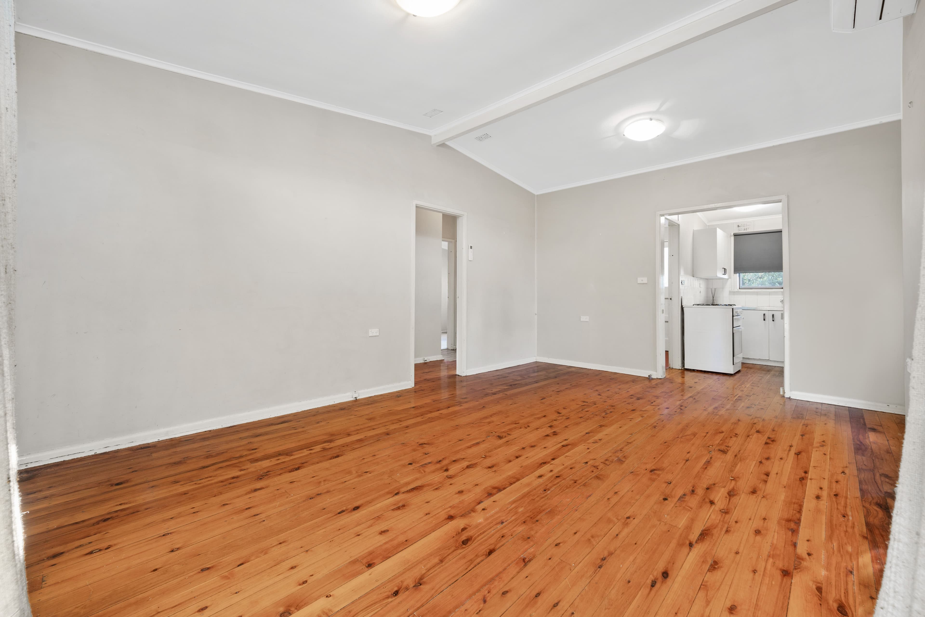 47 Graham Avenue, Casula NSW 2170, Casula - Thumbnail 6