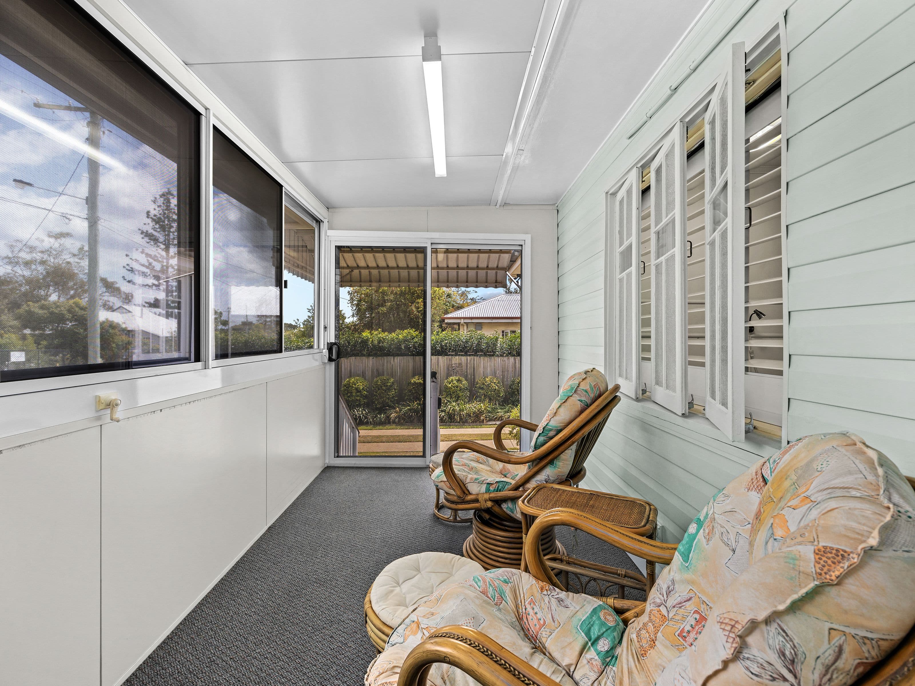 2 Molloy Street, Silkstone QLD 4304, Silkstone - Thumbnail 5