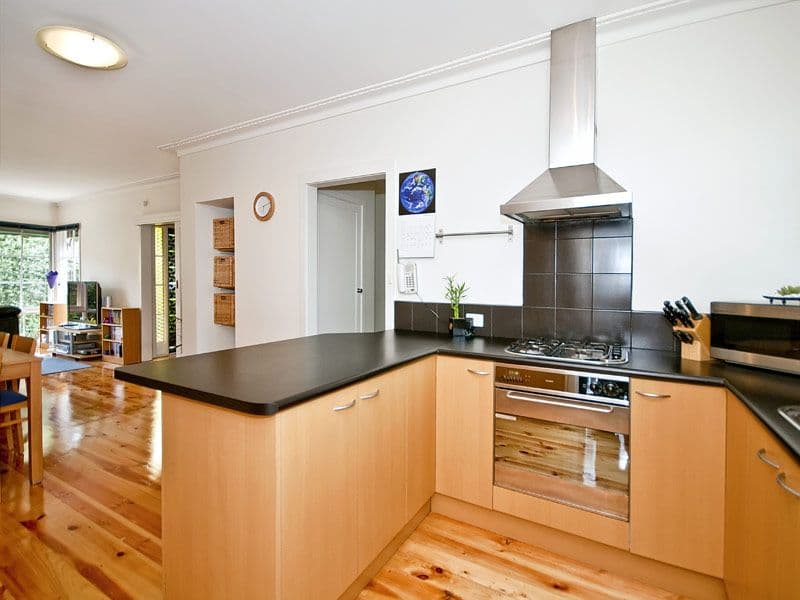 2, 61 Boisdale Street, SURREY HILLS VIC 3127, Surrey Hills - Thumbnail 2