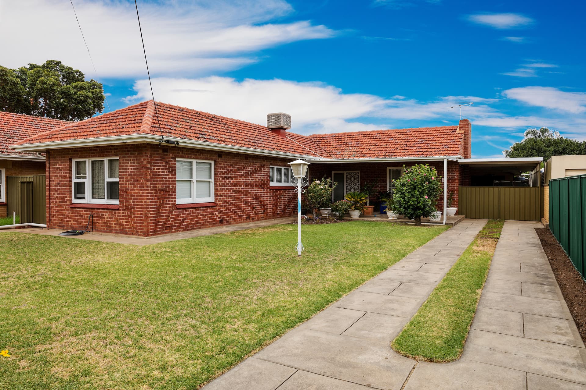 15 Golden Glow Avenue, Underdale - Image 1