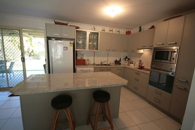 137a Pohon Drive, TANAH MERAH QLD 4128, Tanah Merah - Thumbnail 2
