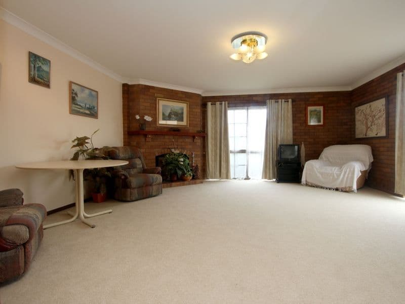 6 Hermitage Street, EIGHT MILE PLAINS QLD 4113, Eight Mile Plains - Thumbnail 3