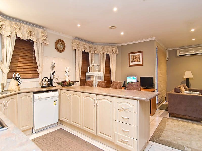 16 Chandos Place, ATTWOOD VIC 3049, Attwood - Thumbnail 3