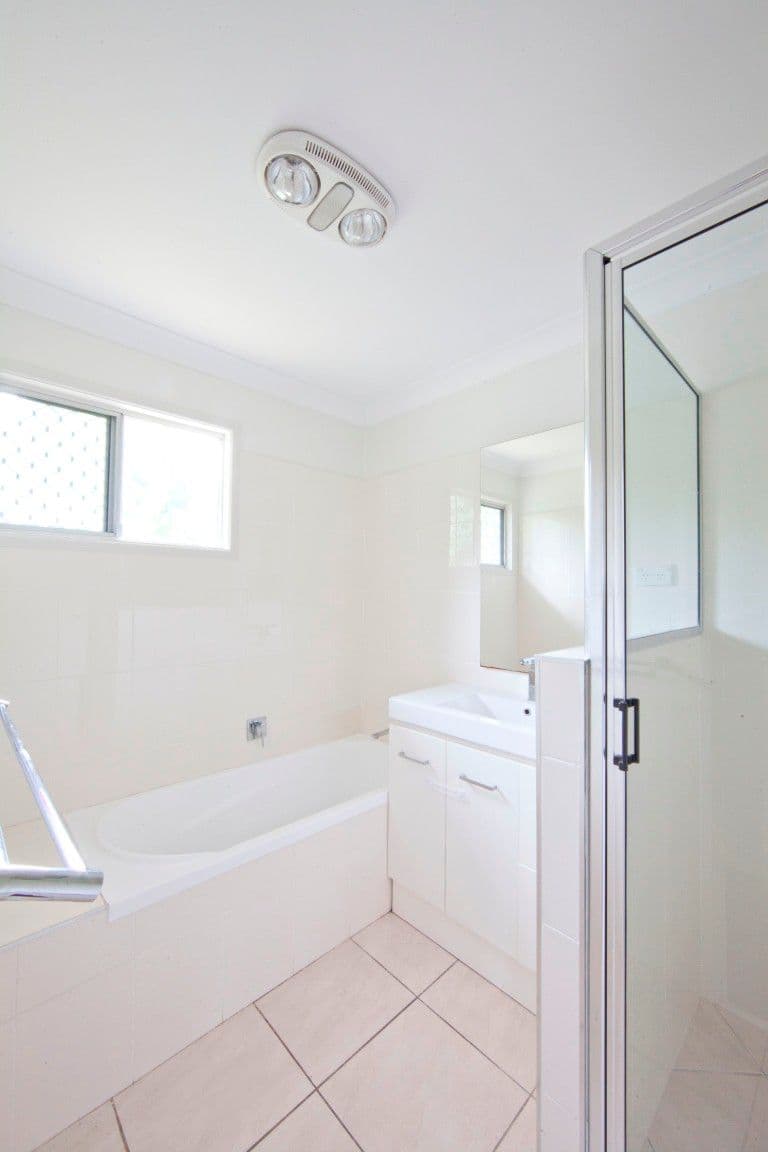 4 Heilbronn Street, WEST ROCKHAMPTON QLD 4700, West Rockhampton - Thumbnail 4