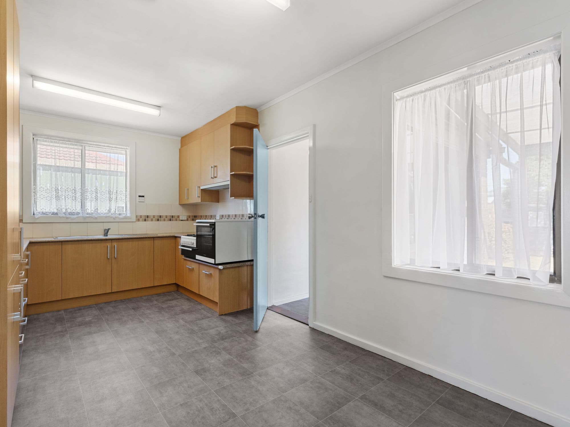 12 Kenney Street, Christies Beach SA 5165, Christies Beach - Thumbnail 6