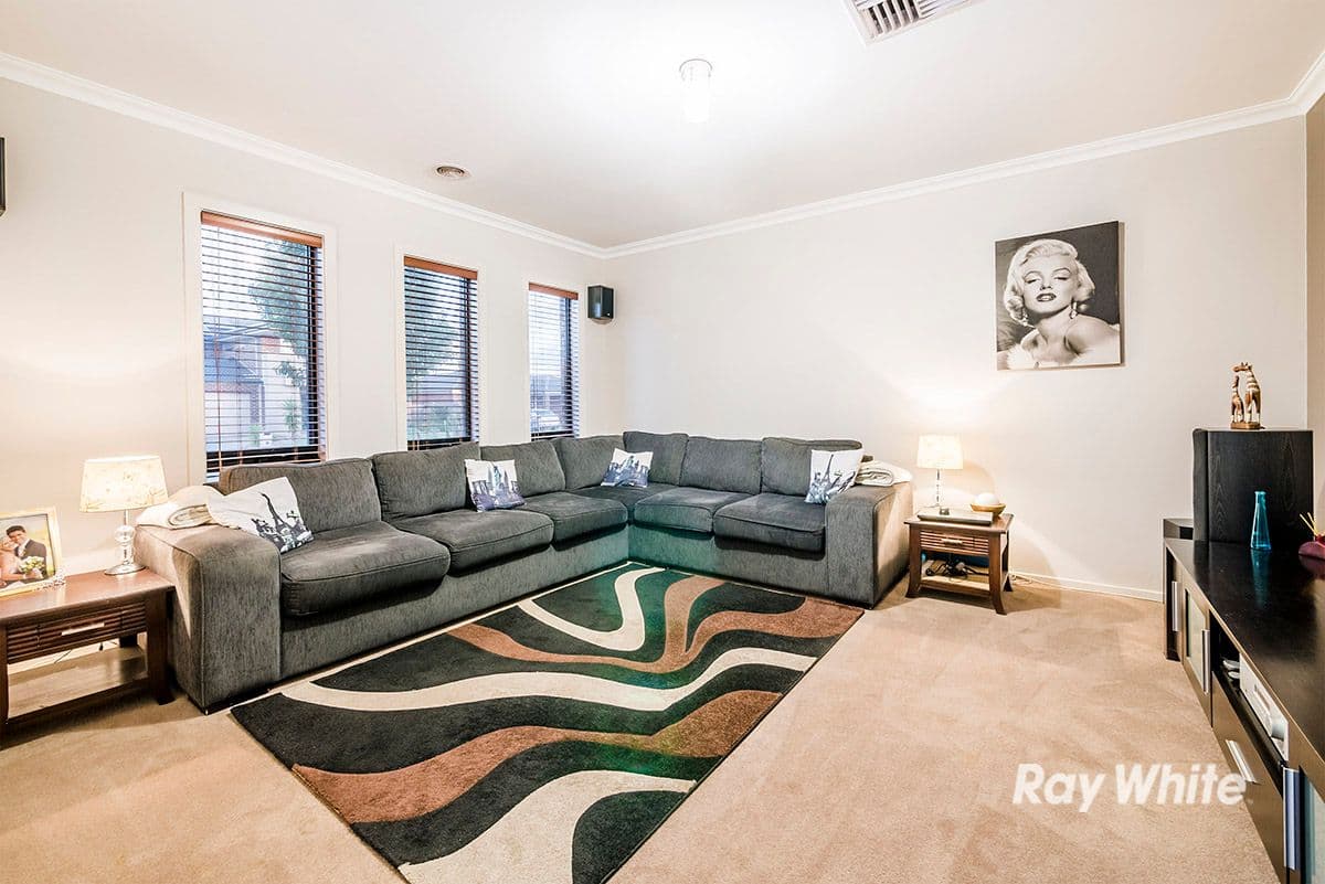 11 Dan Morgan Drive, Cranbourne East VIC 3977, Cranbourne East - Thumbnail 6