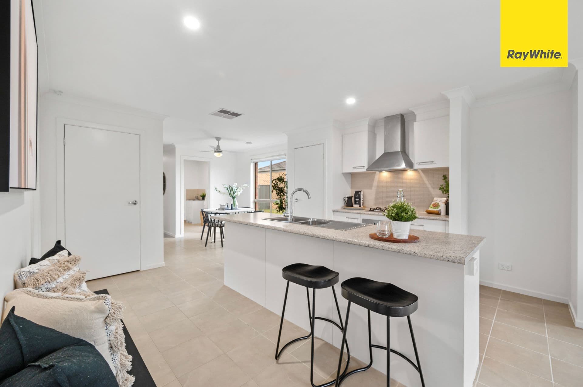 15 Spearfelt Street, Kurunjang VIC 3337, Kurunjang - Thumbnail 6