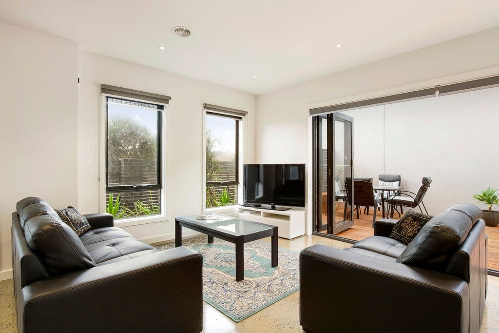 8a Porter Road, Carnegie VIC 3163, Carnegie - Thumbnail 2