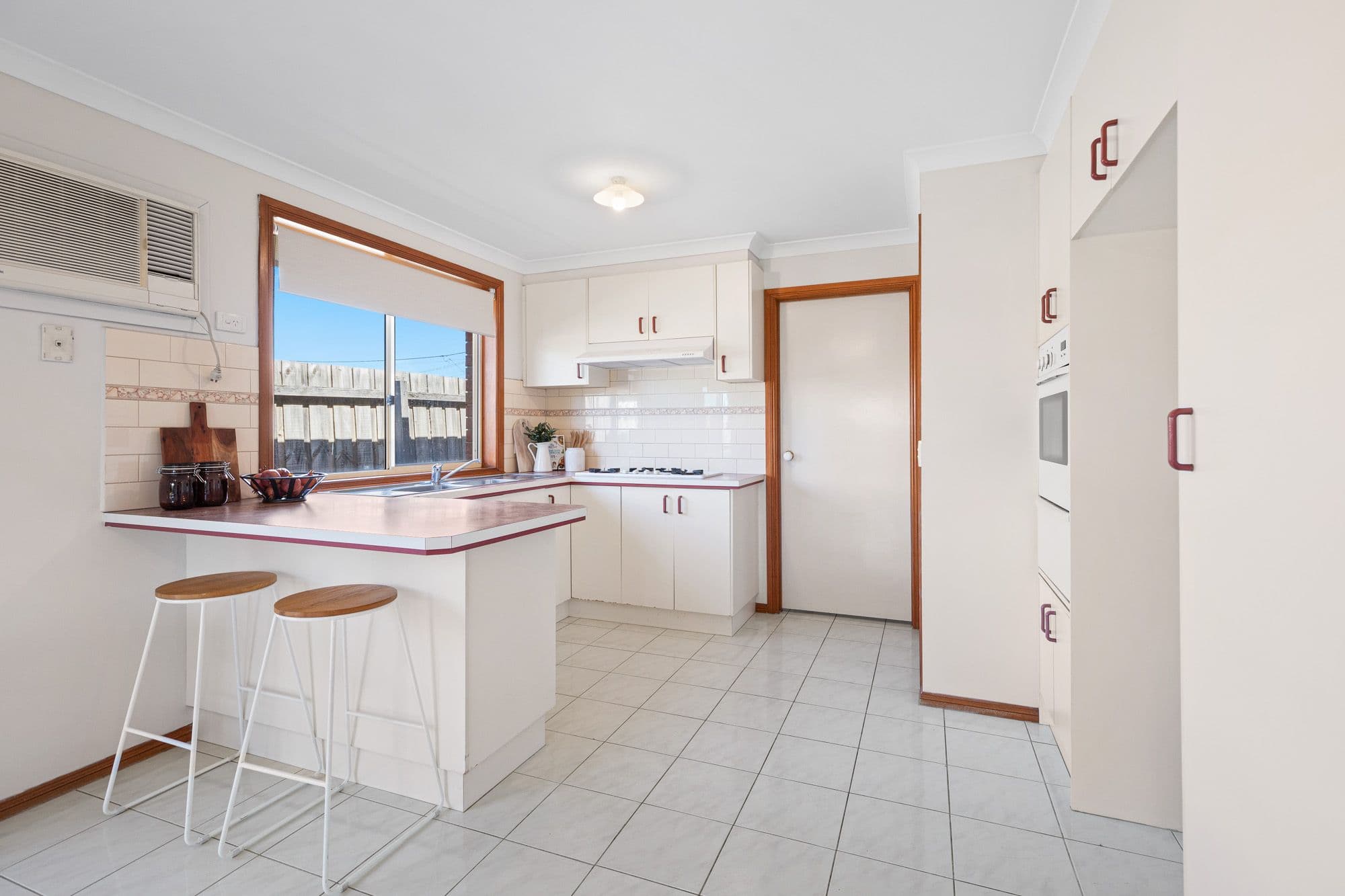 9 Haigh Court, Altona Meadows VIC 3028, Altona Meadows - Thumbnail 2