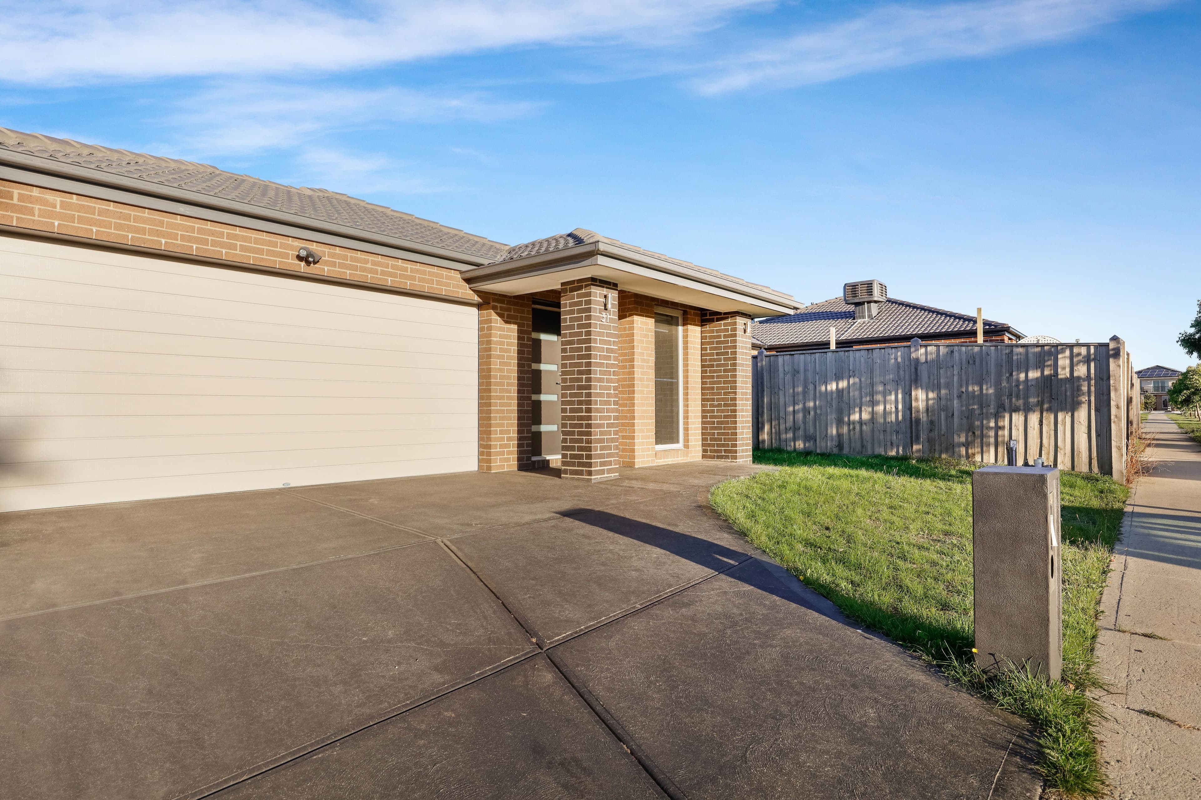 31 The Woods Boulevard, Mickleham VIC 3064, Mickleham - Thumbnail 2