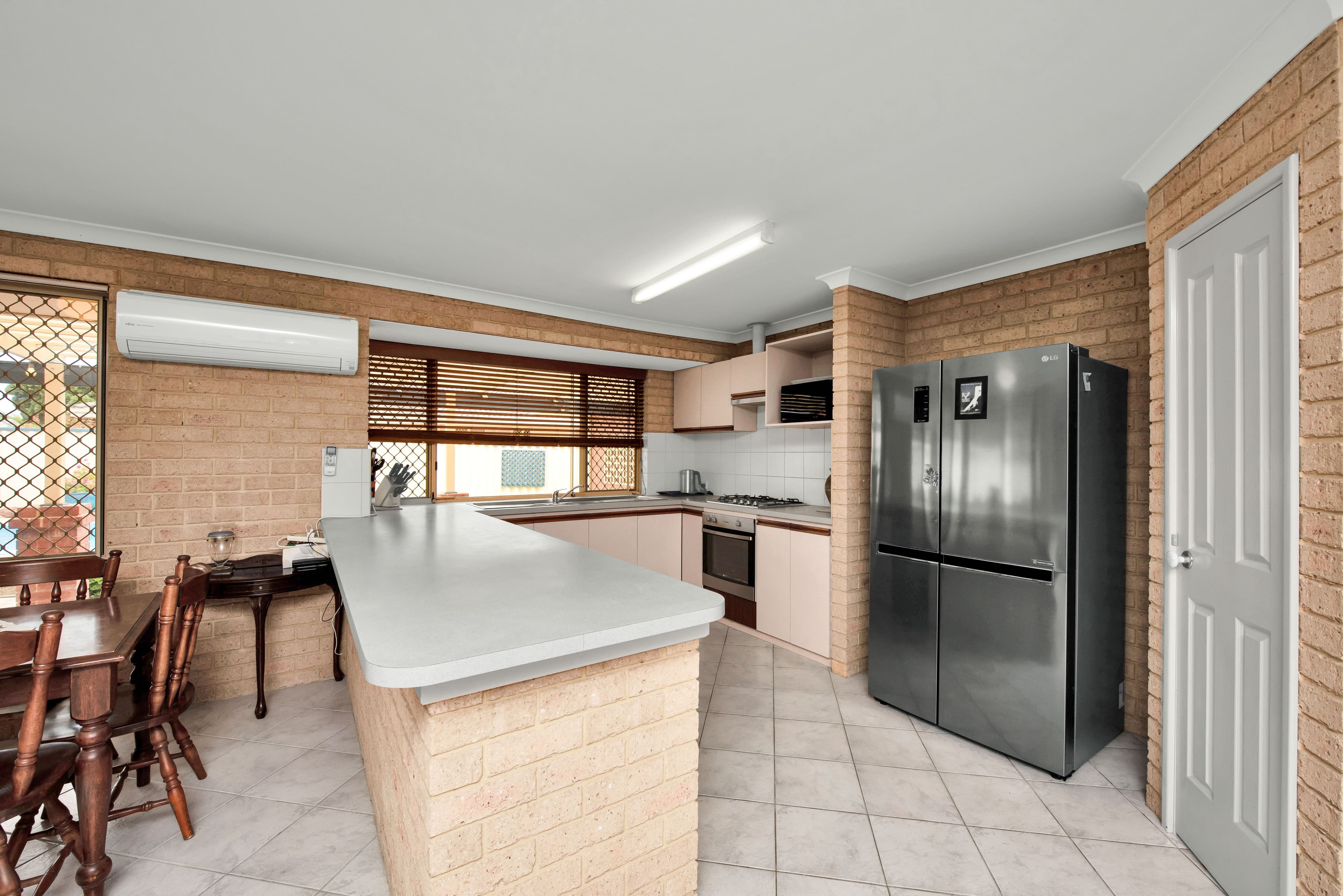28 Cooper Circuit, Mount Tarcoola WA 6530, Mount Tarcoola - Thumbnail 4