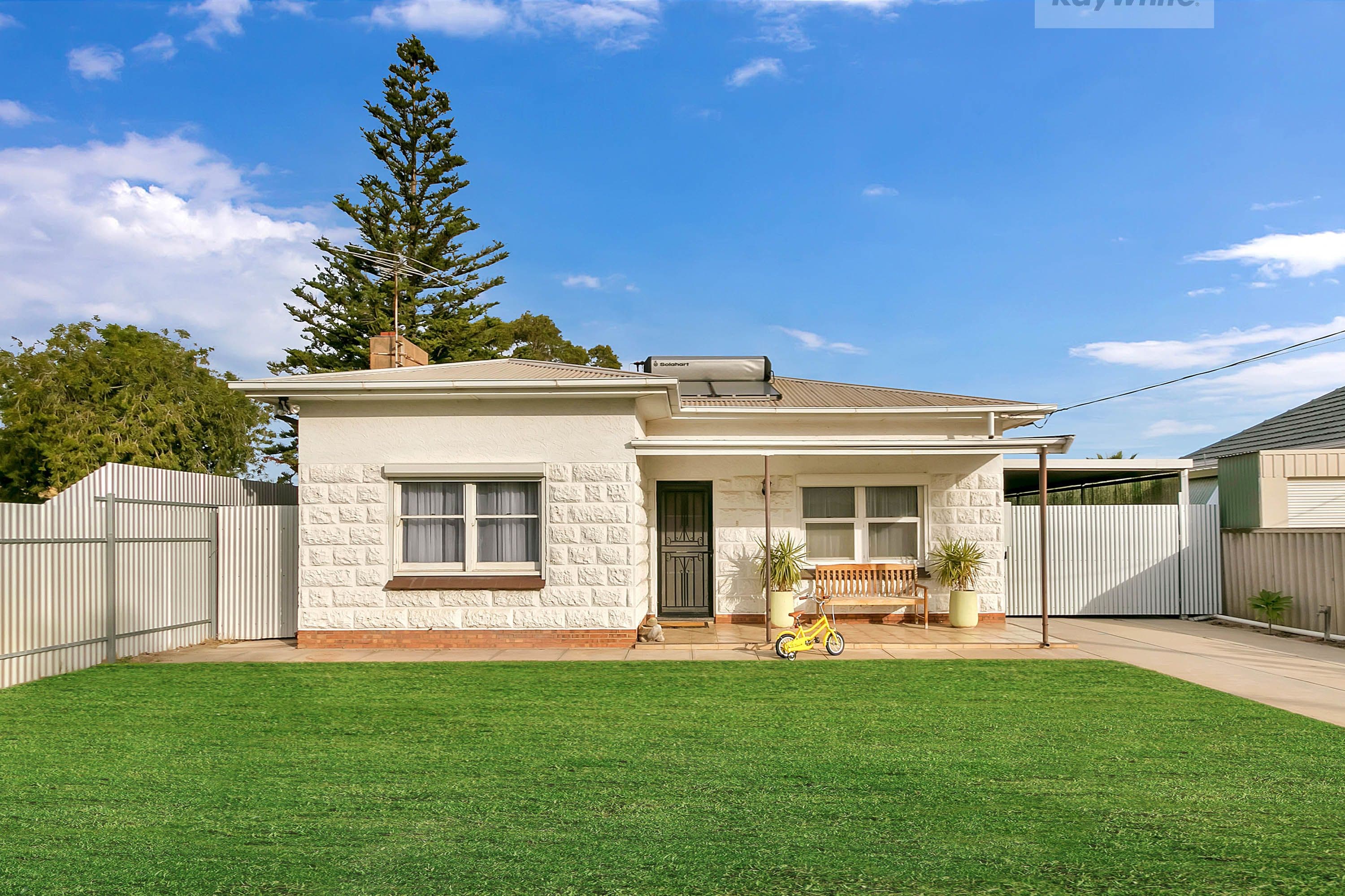 14 Mooltan Avenue, Largs Bay SA 5016, Largs Bay - Image 1