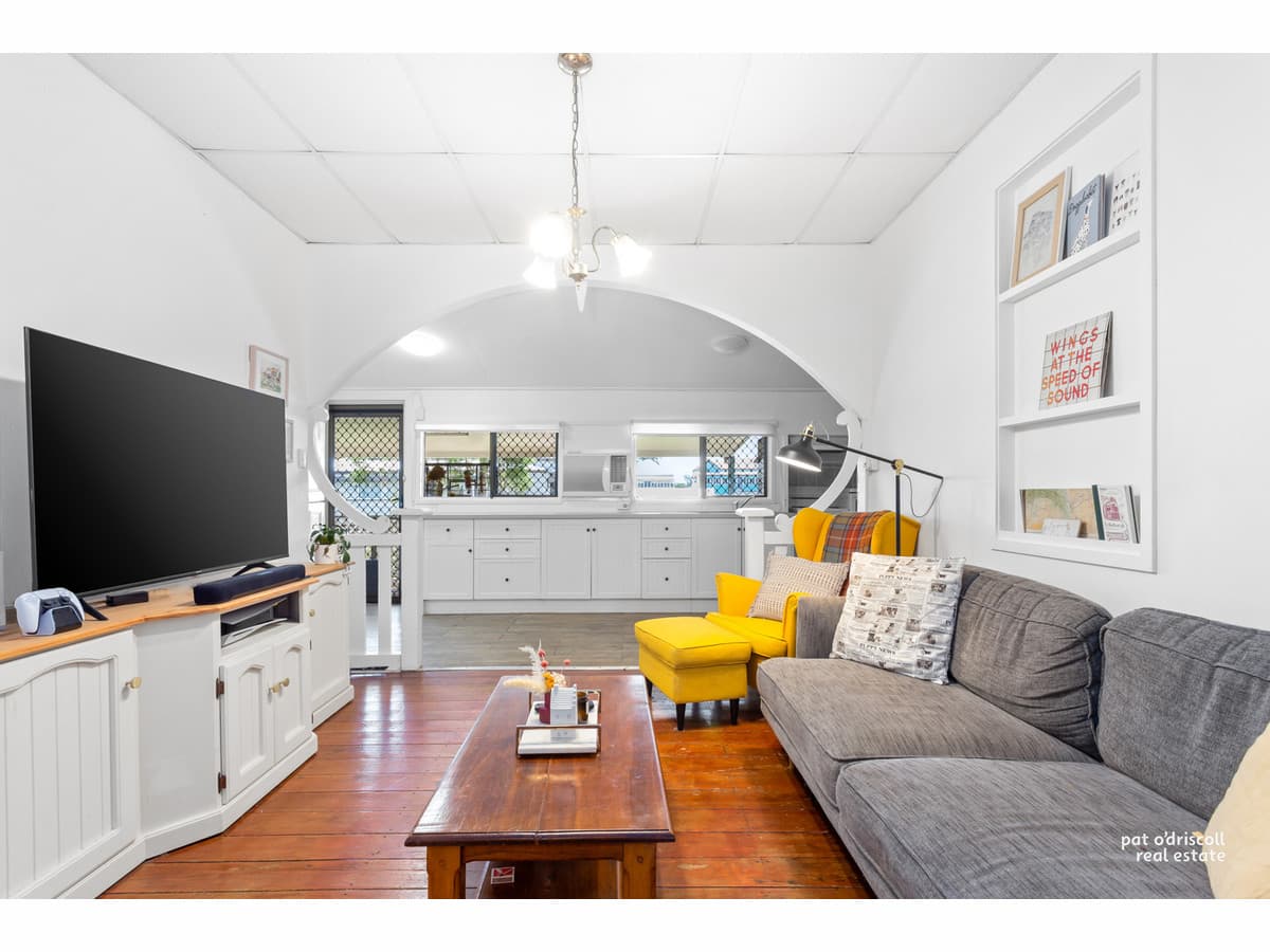 18 Ross Street, ALLENSTOWN QLD, Allenstown - Thumbnail 3