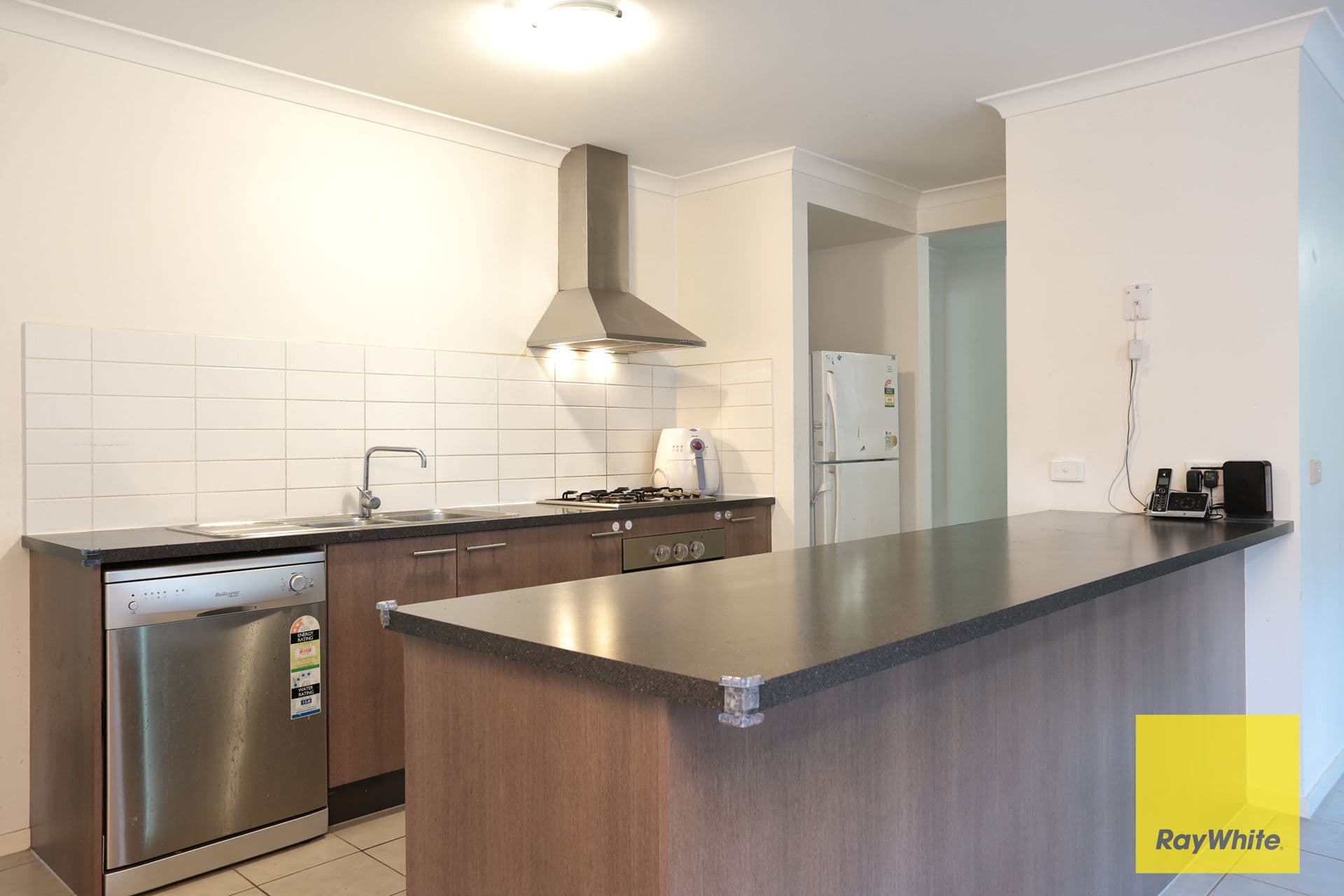 11 Riley Terrace, Tarneit VIC 3029, Tarneit - Thumbnail 2