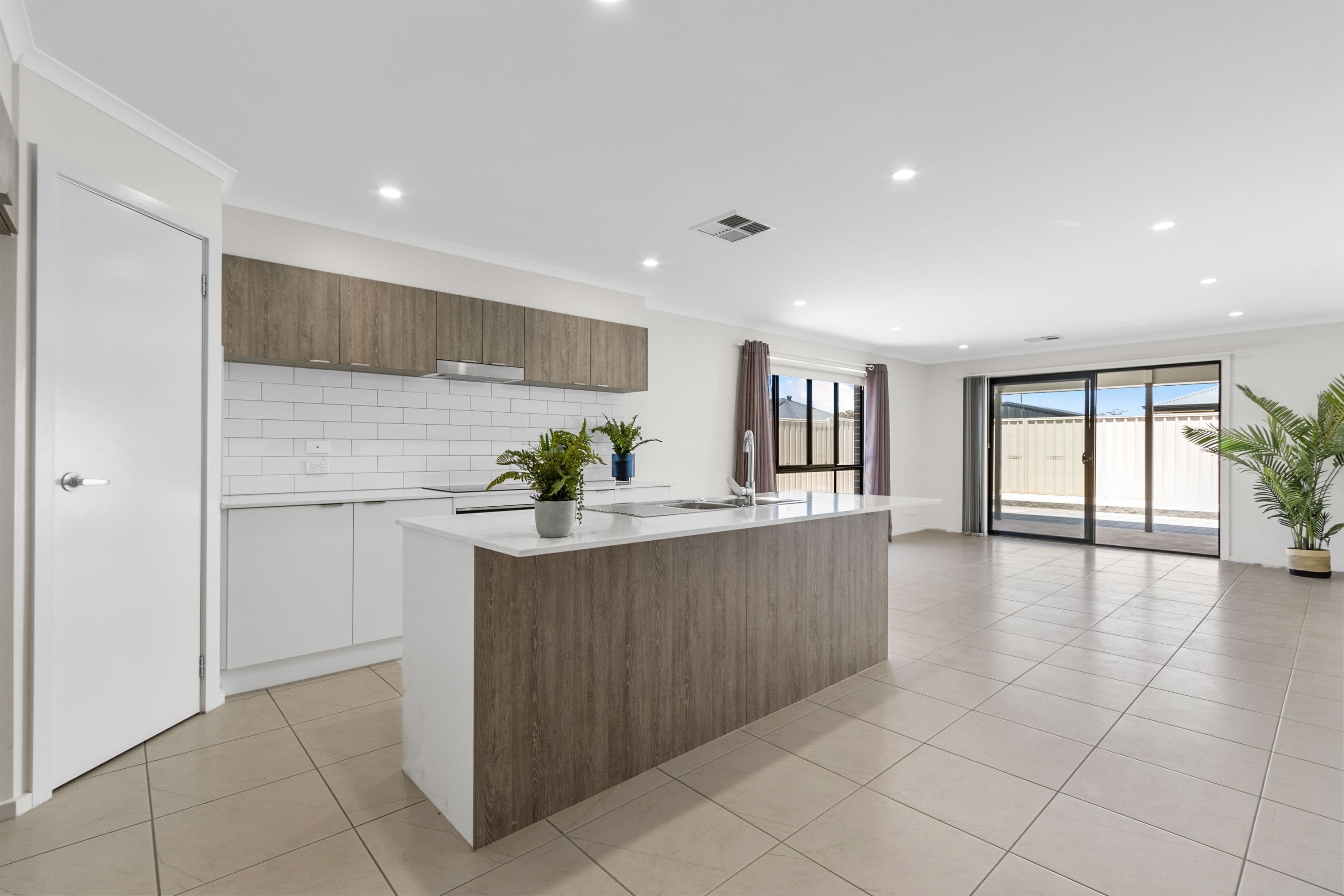 22 Prince Street, Wallaroo SA 5556, Wallaroo - Thumbnail 4