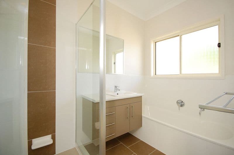 65 Gallipoli Road, CARINA HEIGHTS QLD 4152, Carina Heights - Thumbnail 3